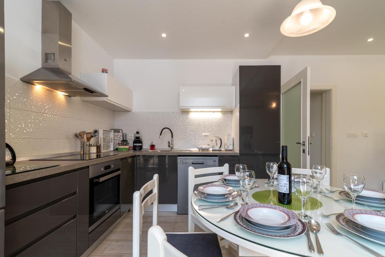 Apartment Ela Trogir Exteriér fotografie