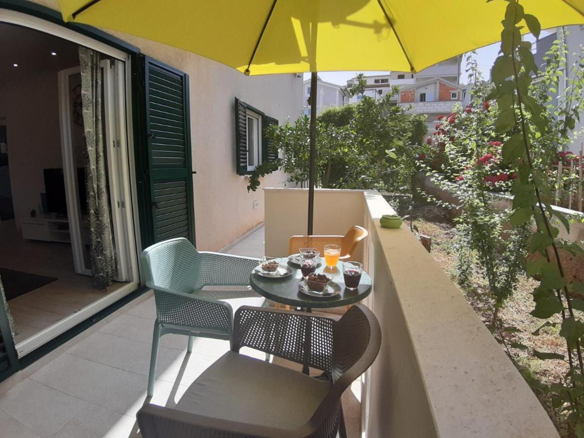 Apartment Ela Trogir Exteriér fotografie